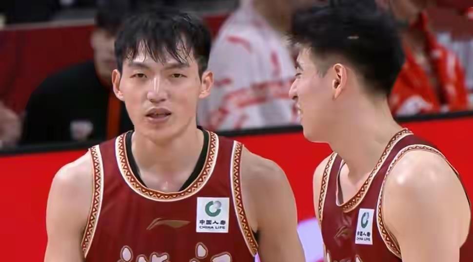 赛前欧篮联传出新动向，浙江稠州更衣室发声，管理层表态——气氛紧张，赛程密集仍需轮换的简单介绍-AYX SPORTS